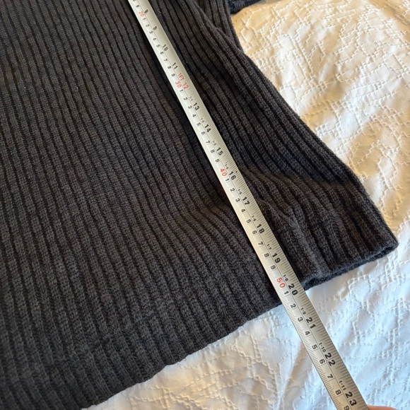 Everlane  Cozy Ribbed  Funnel Neck Sweater Black Size M  Organic Cotton Blend - Picture 13 of 14